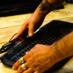 Roccat ISKU FX, o tastatura…”laser frate”