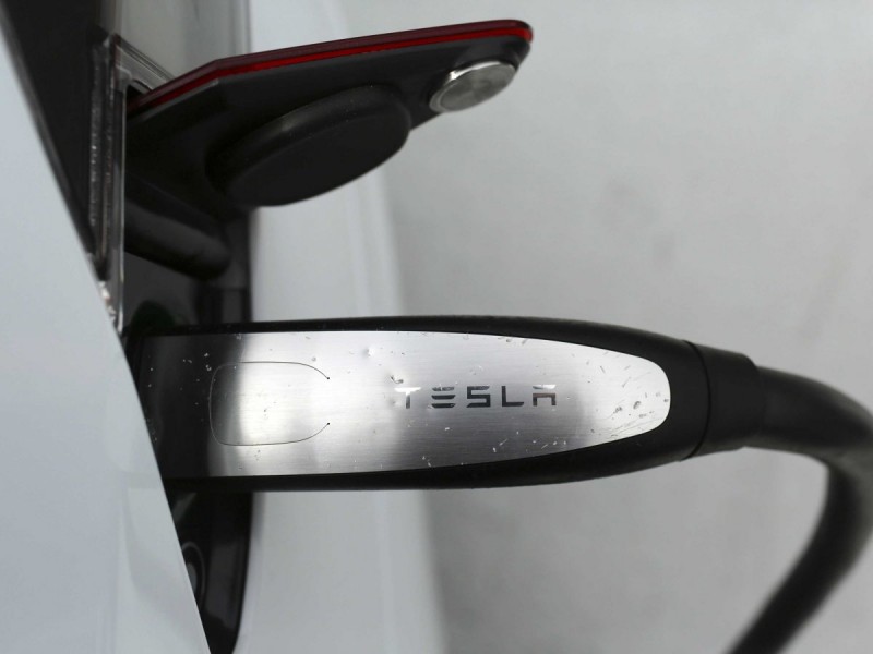 it-will-have-a-range-of-more-than-200-miles-per-charge