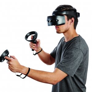 HP_Windows_Mixed_Reality_Headset_-_Professional_Edition_in_use[2]