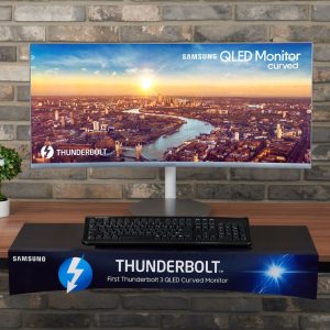 Samsung Thunderbolt™ 3 QLED Curved Monitor (3)