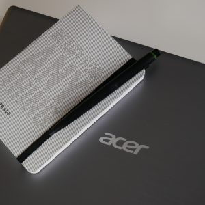Acer Swift 3 este un laptop accesibil pentru birou și acasă