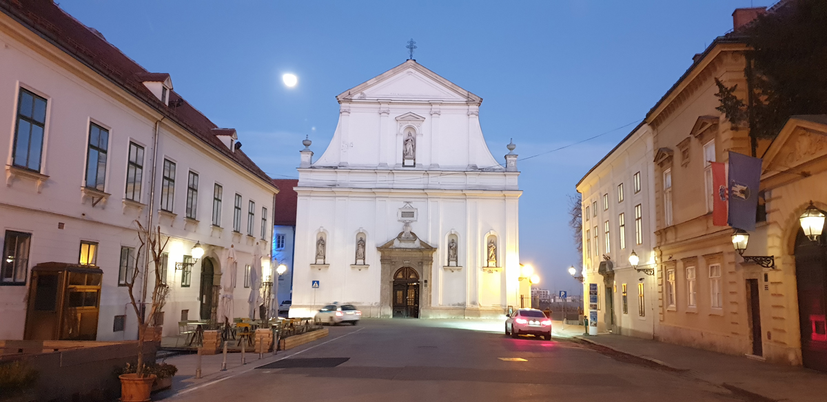 biserica agreb de sus