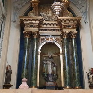 altar slujba Nuestra Señora del Pilar