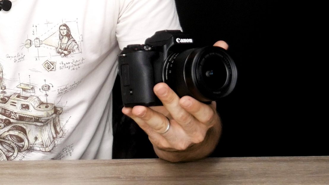 Canon Eos M50: ușoară și compactă