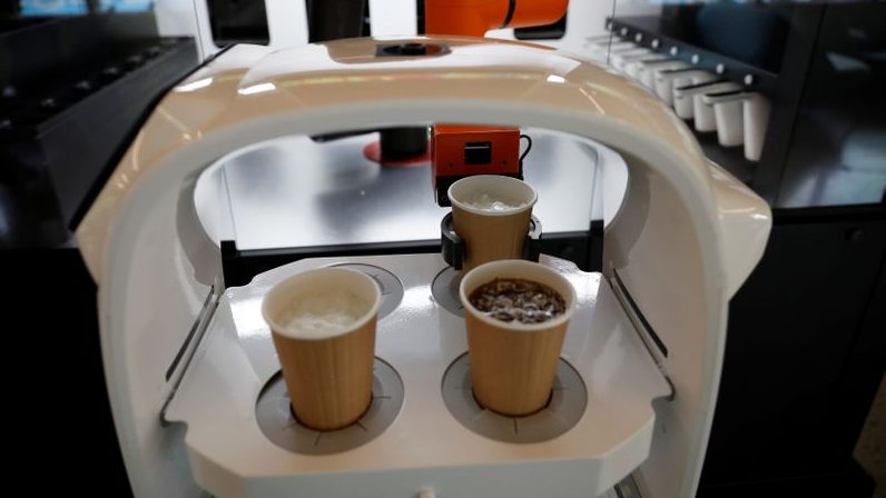 O cafenea din Coreea de Sud folosește robo-bariști