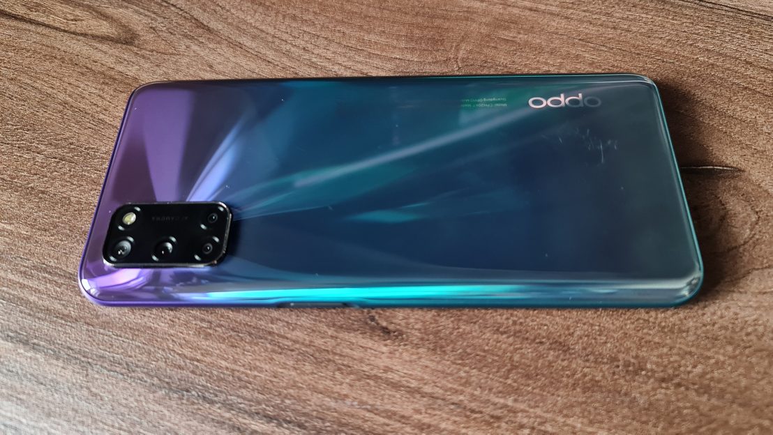 OPPO A72 spate