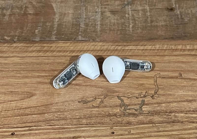 Revizuirea JBL Tune Flex Ghost Edition - O adevărată alternativă la AirPods 7 jbl tune flex ghost recenzie7 Revizuire JBL Tune Flex Ghost Edition - o adevărată alternativă la AirPods