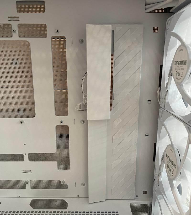 Revizuirea ASUS TUF Gaming GT302 ARGB - Design elegant, care are performanțe grozave 13 Recenzie asus tuf gt30212 Recenzie ASUS TUF Gaming GT302 ARGB - Design elegant, care are performanțe grozave