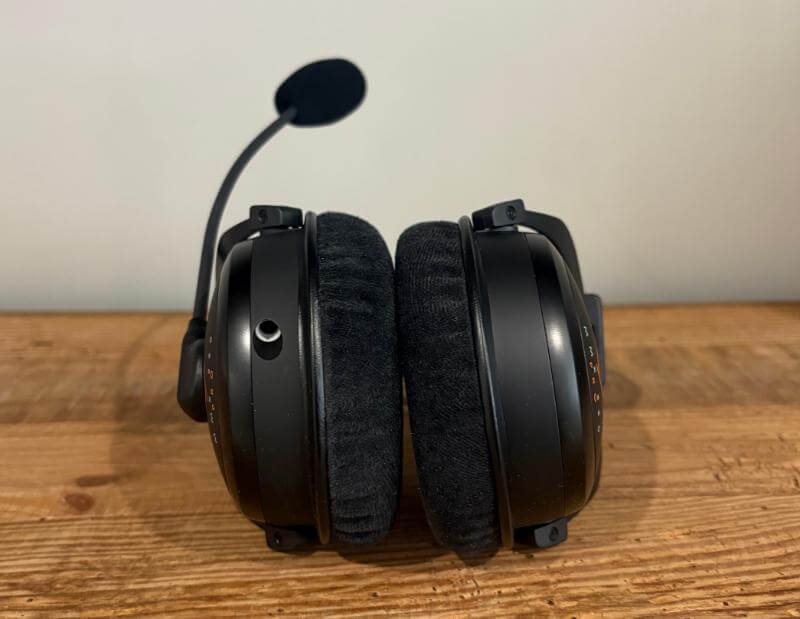 recenzie deschisă beyerdynamic pro5 Revizuire Beyerdynamic MMX 330 Pro - Excelență în jocuri cu spate deschis de înaltă calitate