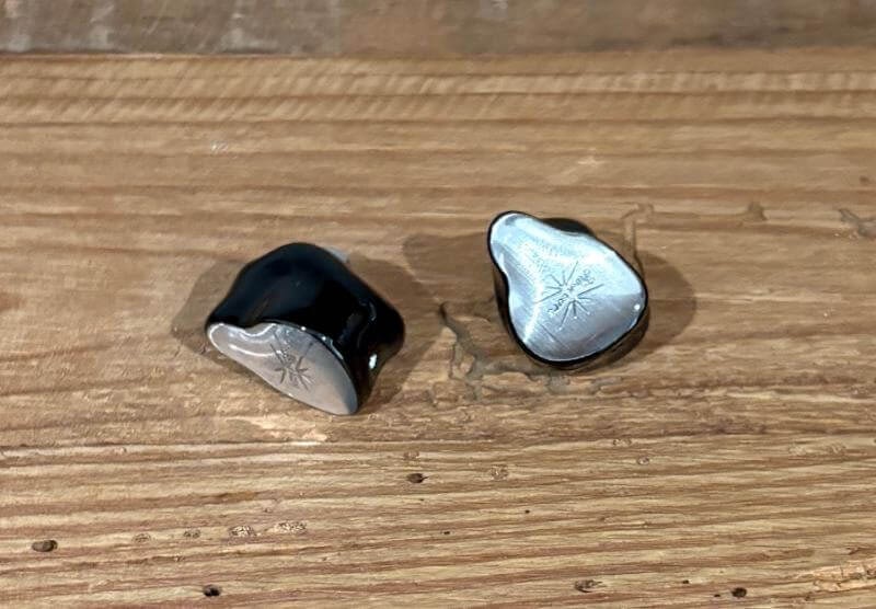 căști kiwi recenzie oct3 Kiwi Ears KE4 Review: sunet de înaltă fidelitate și inginerie de precizie