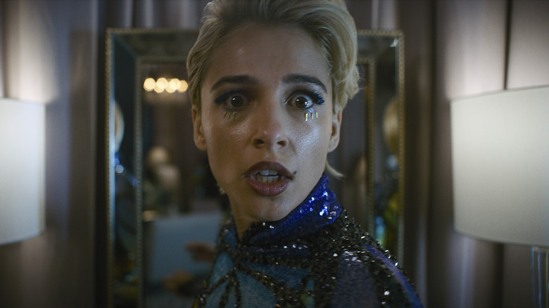 Zâmbet 2 Skye Riley