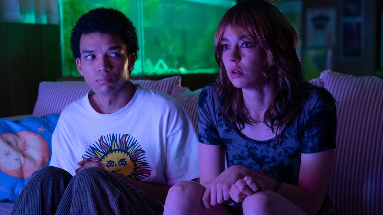 Am văzut televizorul strălucitor