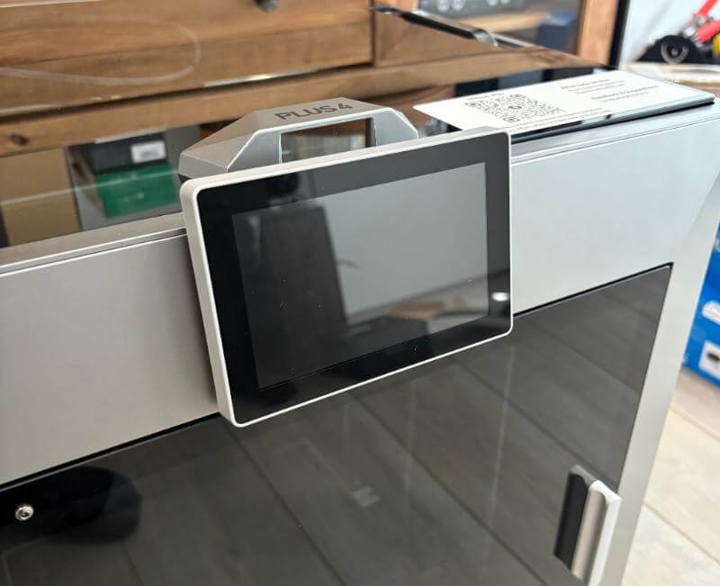 qidi plus 4 review5 Qidi Plus 4 review: imprimare 3D de înaltă performanță, cu precizie și versatilitate îmbunătățite