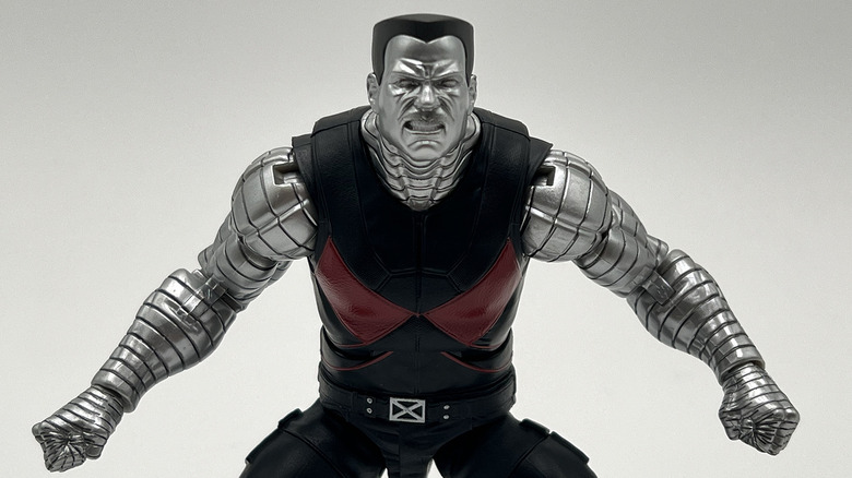 Figura de acțiune din franciza Marvel Legends Colossus Deadpool