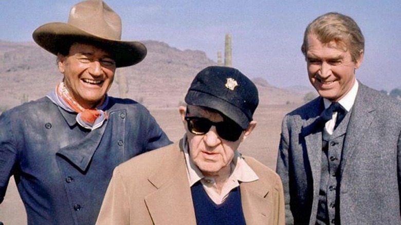 John Ford, John Wayne și James Stewart pe platourile de filmare din The Man Who Shot Liberty Valance