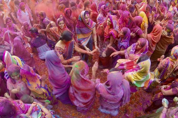 O fotografie a festivităților Holi din India