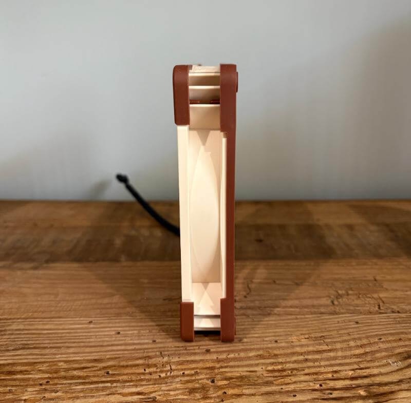 Noctua nf a14x25 g2 review4 Noctua NF-A14x25 G2 PWM Review: Cel mai bun ventilator de 140 mm pentru o răcire silențioasă și eficientă