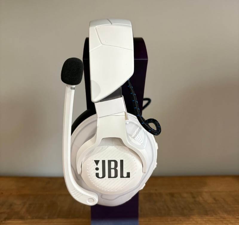 Recenzie JBL Quantum 910P: sunet captivant și confort premium 3 Recenzie JBL Quantum 910P3 Recenzie JBL Quantum 910P: sunet captivant și confort premium