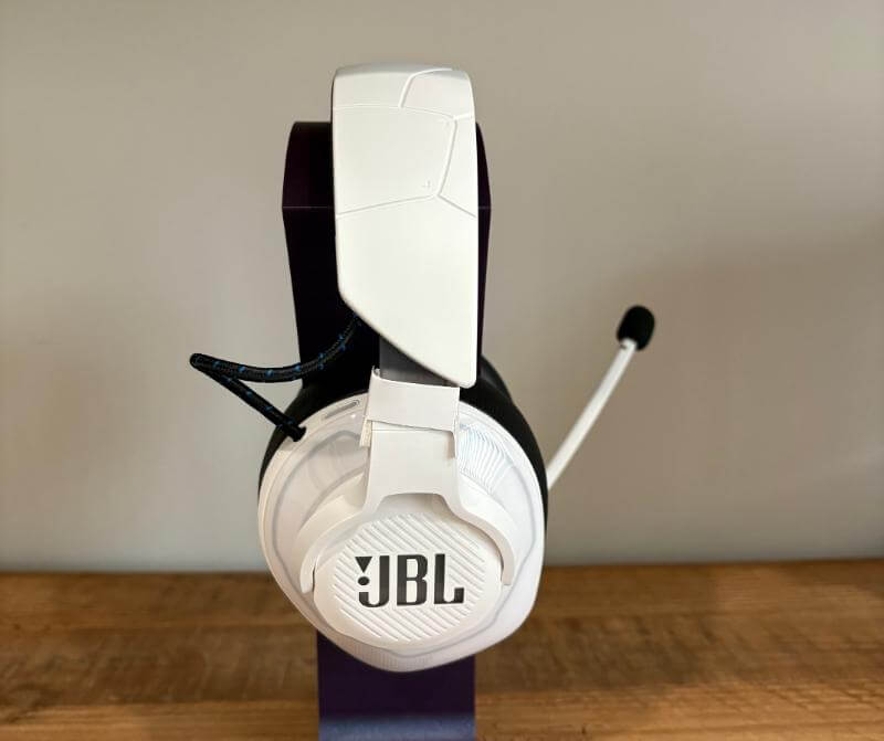 Recenzie JBL Quantum 910P: sunet imersiv și confort premium 6 Recenzie JBL Quantum 910P5 Recenzie JBL Quantum 910P: sunet captivant și confort premium