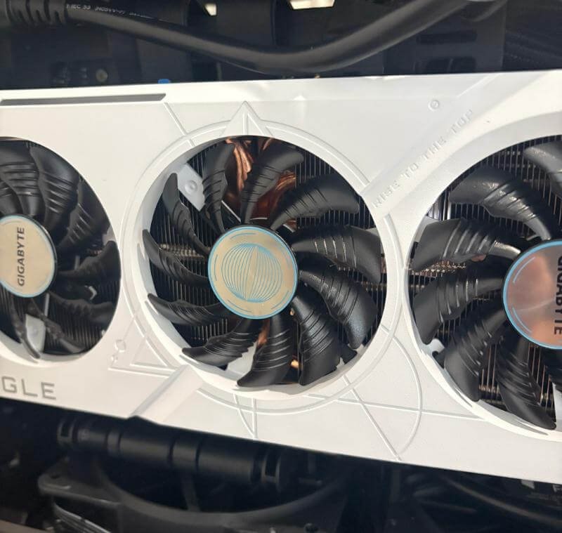 Gigabyte 4070 ti super eagle recenzie6 Gigabyte RTX 4070 Ti SUPER Eagle OC Review: performanță excepțională cu design premium
