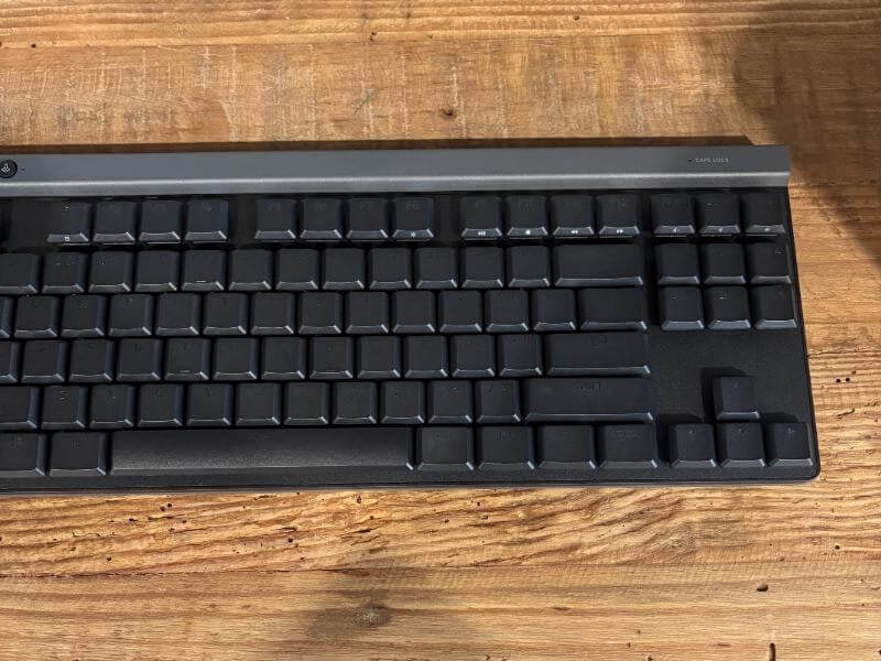 logitech g515 tkl review4 Logitech G515 Lightspeed TKL review: o tastatură de gaming elegantă și de încredere