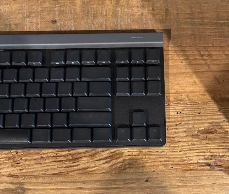 logitech g515 tkl review5 Logitech G515 Lightspeed TKL review: o tastatură de gaming elegantă și de încredere