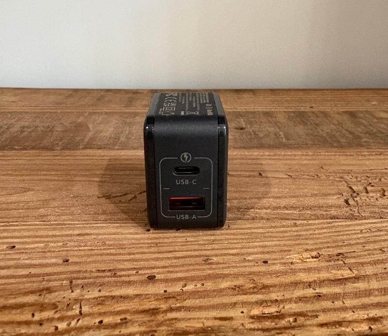 Minix Neo P1 Mini Review5 Minix Neo P1 Mini Review - Încărcare compactă eficientă