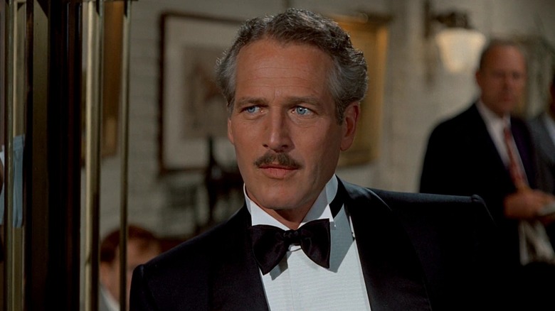 Paul Newman are o mustață perfectă în rolul lui Henry Gondorff în The Sting