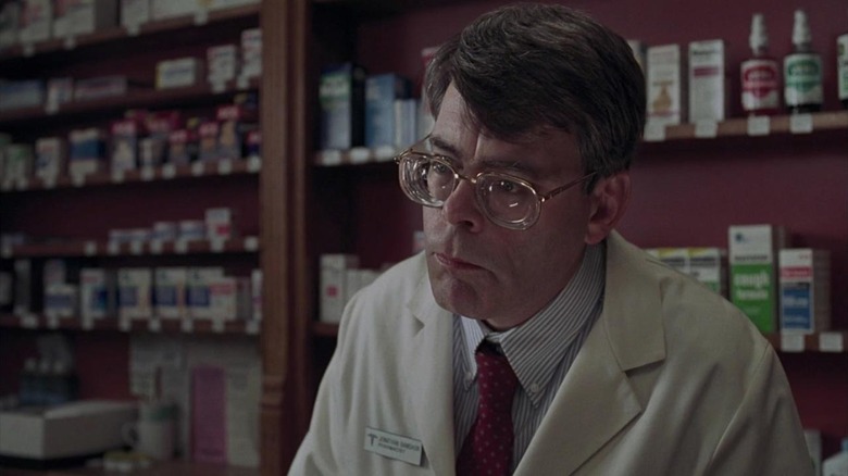 Stephen King ca farmacist în Thinner