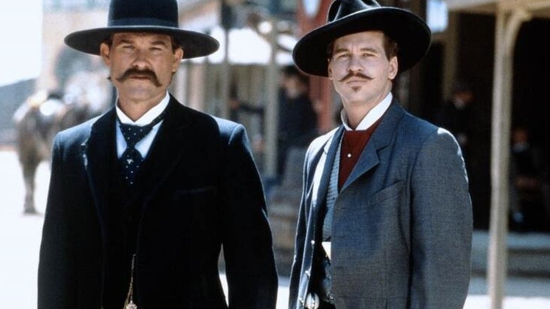 Wyatt Earp și Doc Holliday arată cel mai bine în Tombstone