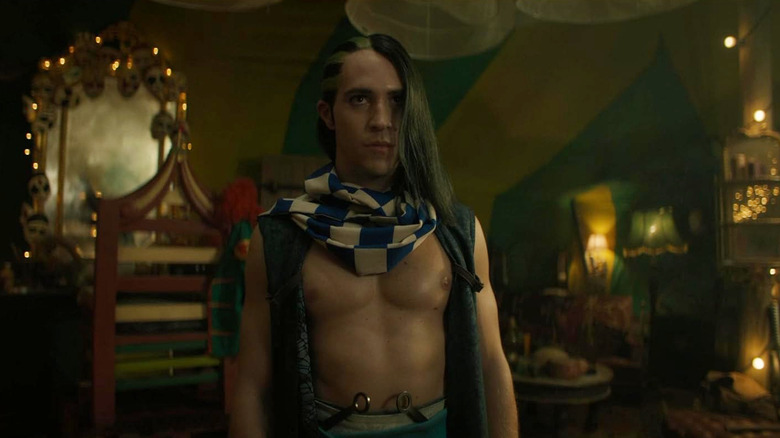 Cabaji -ul lui Sven Ruygrok stând în poziție verticală într -o singură bucată