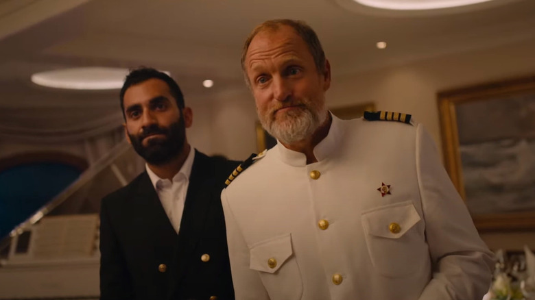 Căpitanul și primul său partener, arătând contrabandă în triunghiul tristeții