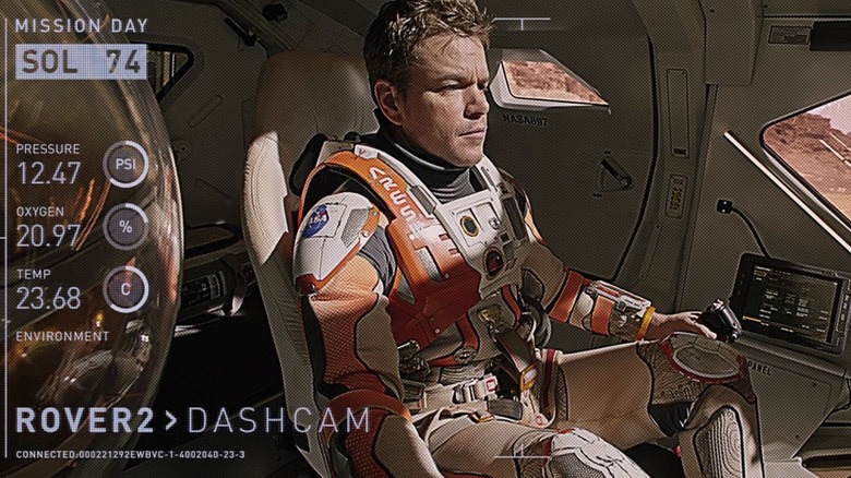 Mark încercând să piloteze Marte Pathfinder în marțian