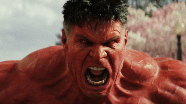 Harrison Ford ca Red Hulk Roaring in the Street in Captain America: Brave New World