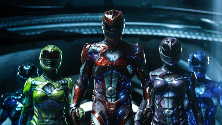 Rangerii în ținutele lor complete din Power Rangers