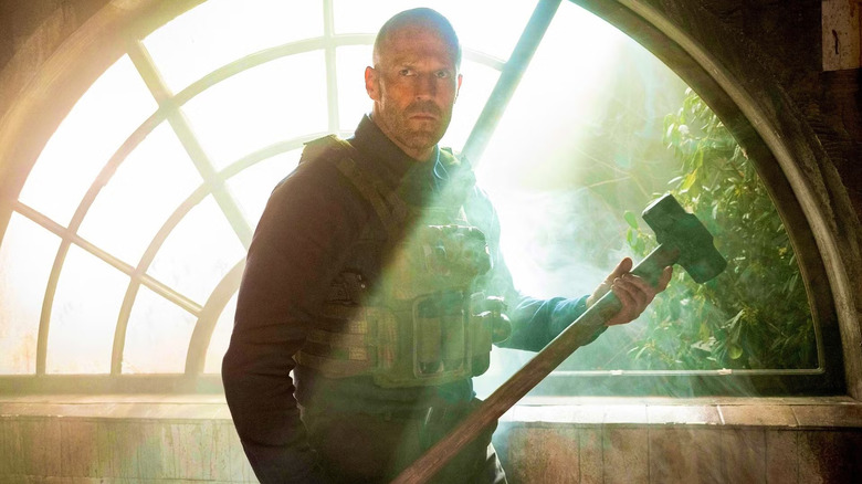 Levon Cade este gata să descompună pereții și capetele de ciocan într -un om care lucrează