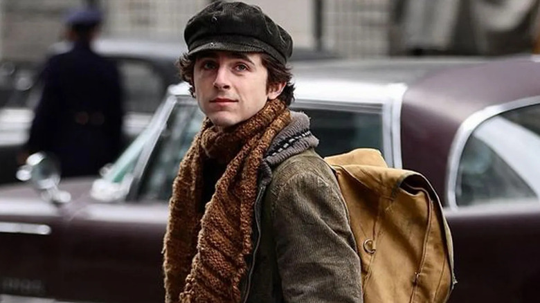 Un tânăr Bob Dylan se rătăcește în New York într -un necunoscut complet