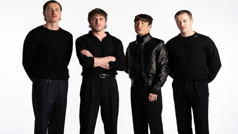 Harris Dickinson, Paul Mescal, Barry Keoghan și Joseph Quinn s-au adunat într-o fotografie de distribuție pentru a anunța The Beatles: un eveniment cinematografic cu patru filme