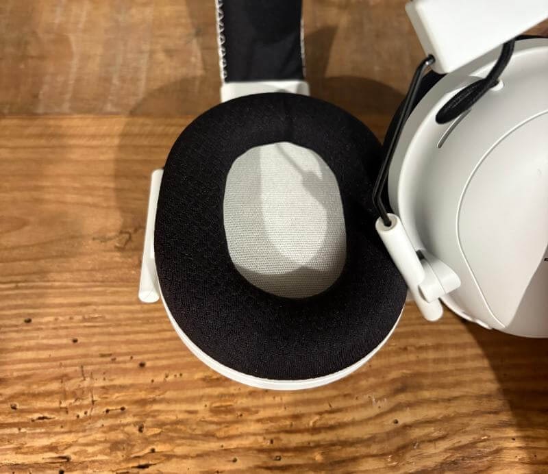 Razer Blackshark V2 Pro Console Review10 Razer Blackshark V2 Pro Review Console - Premium Wireless Audio pentru jucători de consolă serioasă