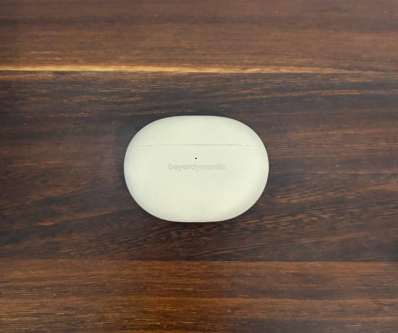 Beyerdynamic Amiron 100 Review3 Amiron 100 Recenzie de căști: Precision Audio într -un pachet compact