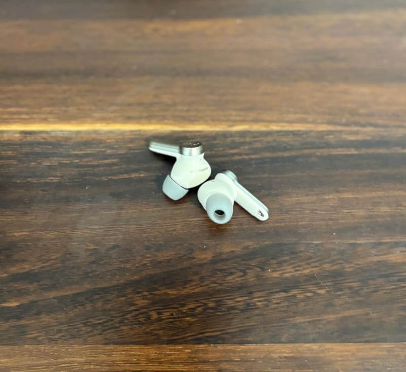 Beyerdynamic Amiron 100 Review9 Amiron 100 Recenzie de căști: Precision Audio într -un pachet compact