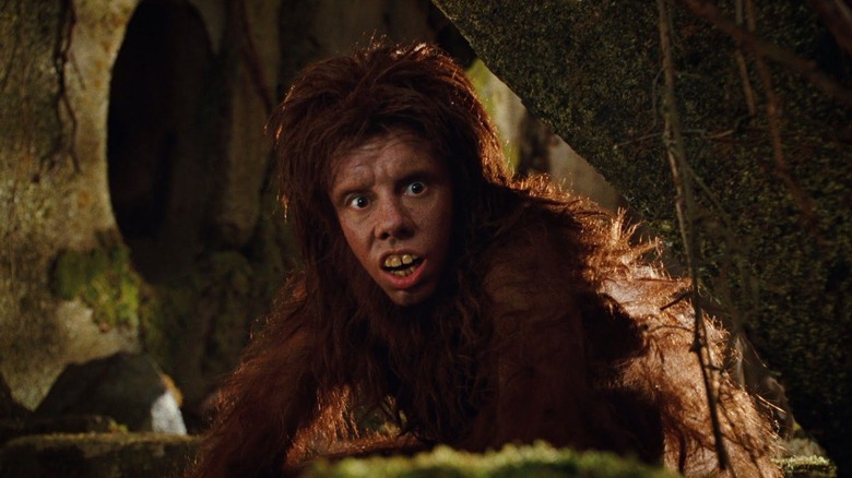 Chaka arătând confuz într -o peșteră în pământul celor pierduți