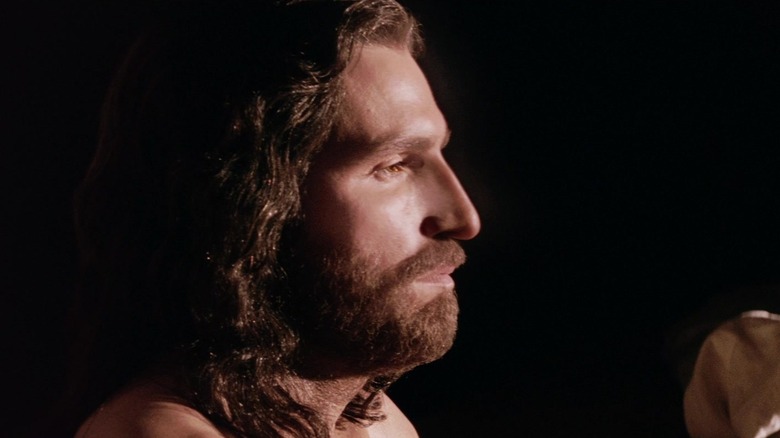 Iisus după ce a fost înviat în pasiunea lui Hristos