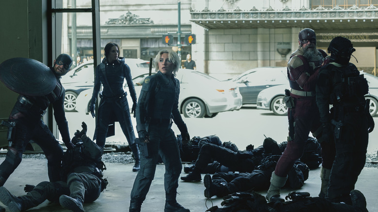 Thunderbolts arată confuz în timp ce băteau prostiile din niște paznici în tunete