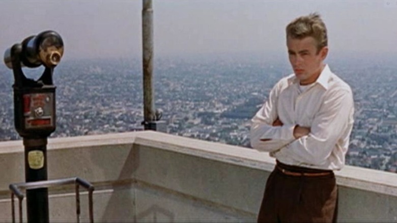 Jim Stark la Observatorul Griffith din Rebel fără o cauză
