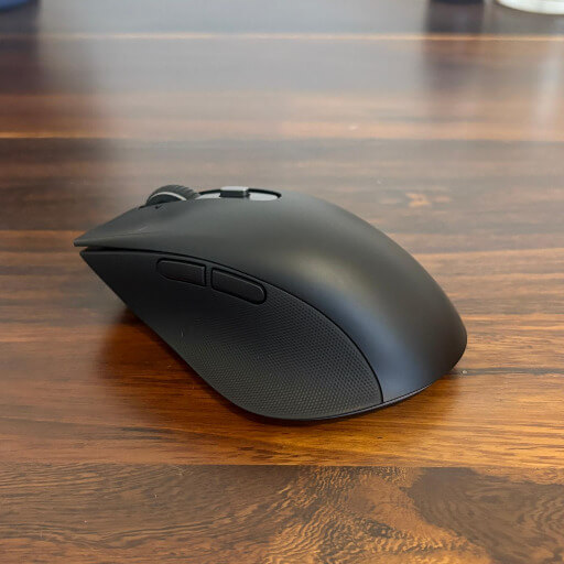 Razer Pro Click V2 Review - Productivitatea îndeplinește performanța într -un design ergonomic elegant 5 Razer Pro Click v2 Review4 Razer Pro Click V2 Review - Productivitatea îndeplinește performanța într -un design ergonomic elegant