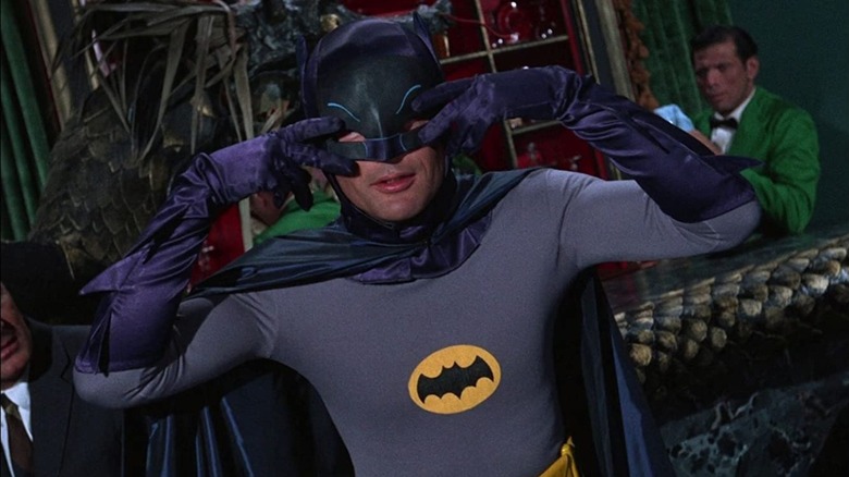 Adam West ca Batman Dancing in Batman (1966)