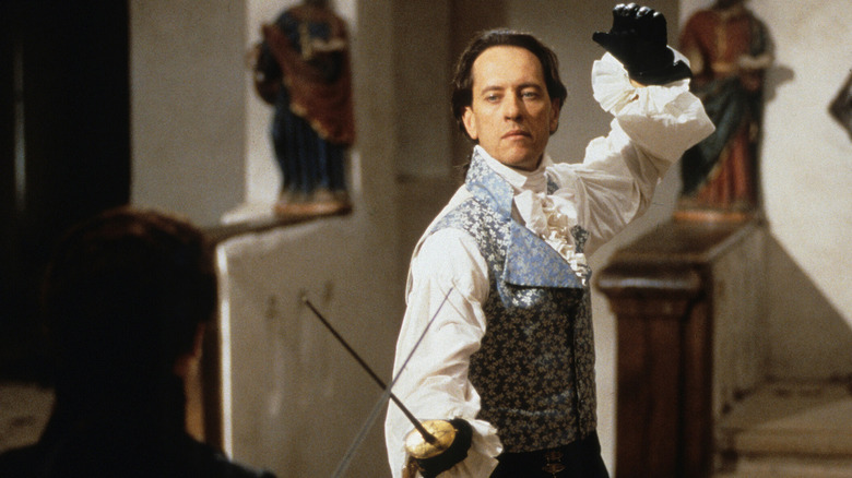 Richard E. Grant ca Pimpernel Scarlet în adaptarea televiziunii BBC.