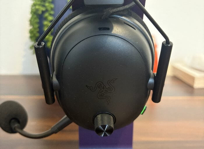 Razer Blackshark V3 Pro Review5 Razer Blackshark V3 Pro Review - Un set de cască premium construit pentru jocuri imersive