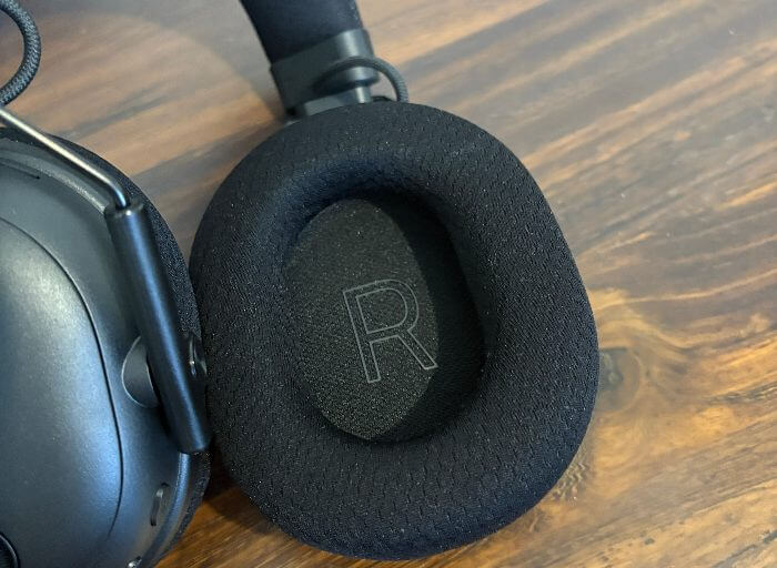 Razer Blackshark V3 Pro Review8 Razer Blackshark V3 Pro Review - Un set de cască premium construit pentru jocuri imersive